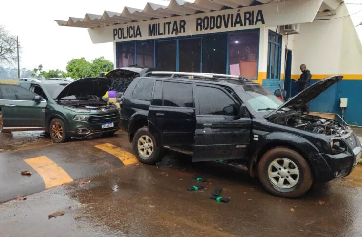 PMR de Dourados apreende carga de maconha e veículos roubados