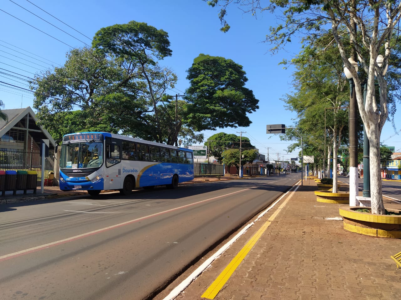 Prefeitura libera delivery de comida até meia-noite amanhã em Dourados