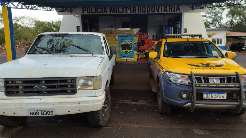 Polícia apreende mais de uma tonelada de maconha e apreende caminhonete