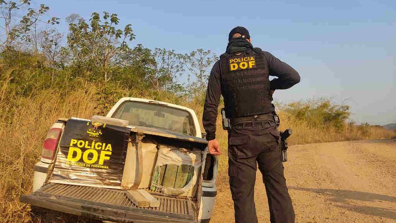 Traficante foge de barreira do DOF na MS-339 e abandona mais de meia tonelada de maconha