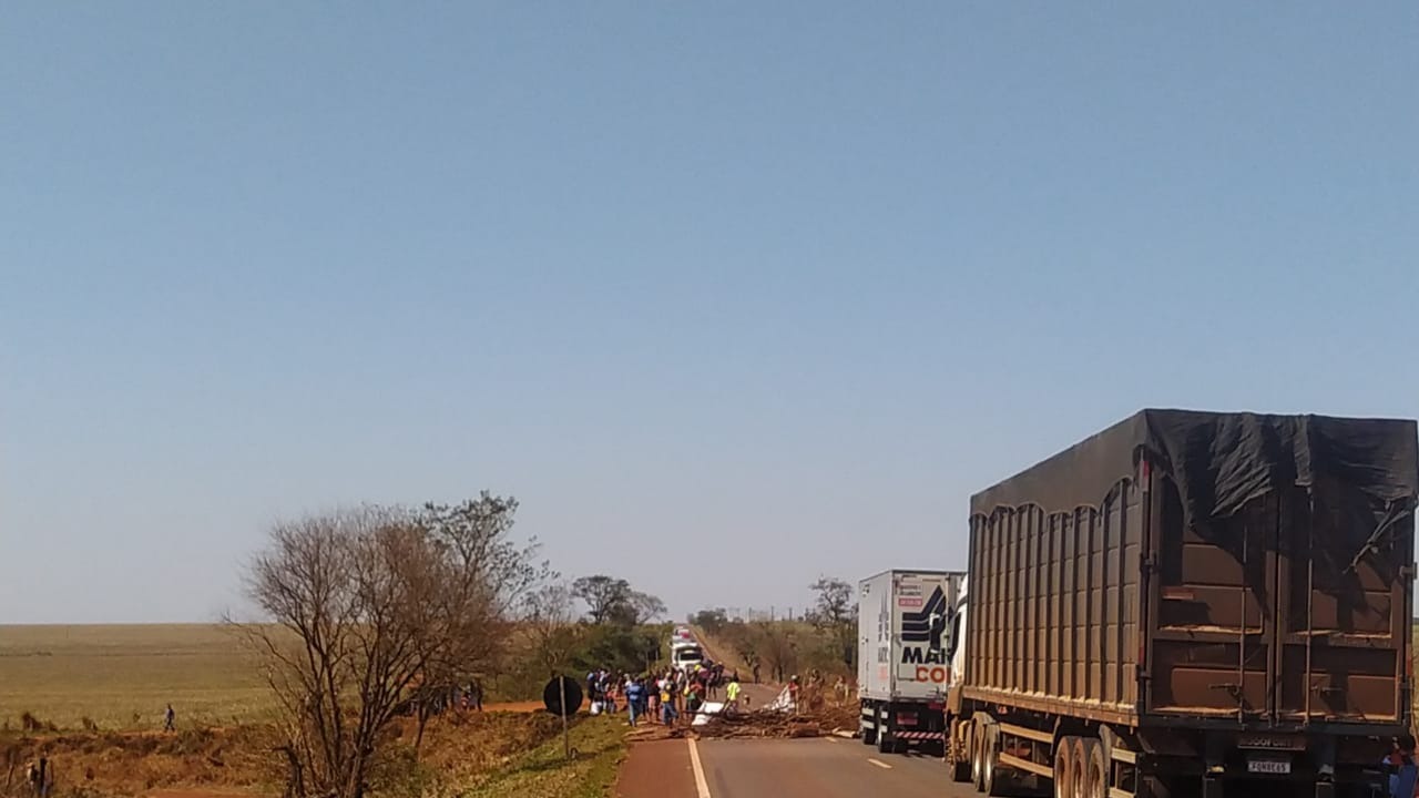 Rodovias do sul do Estado voltam a ser bloqueadas nesta manhã