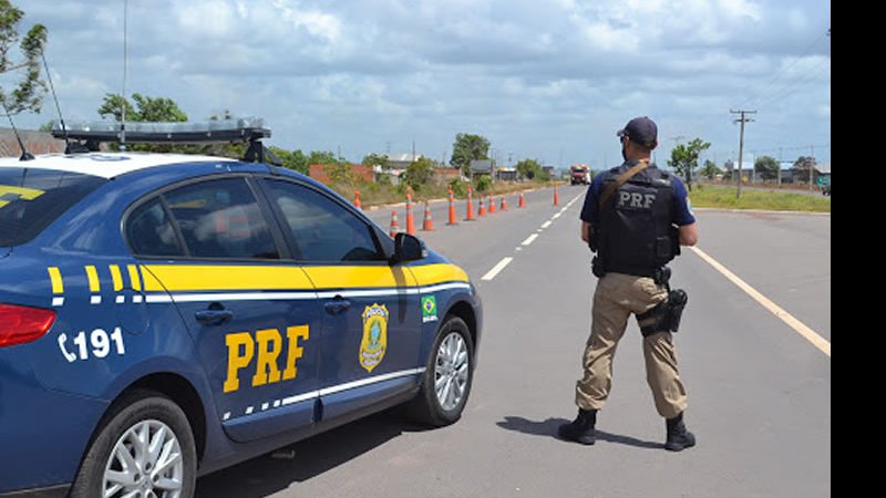 Com 16 quilos de maconha, jovem é presa pela PRF em Caarapó