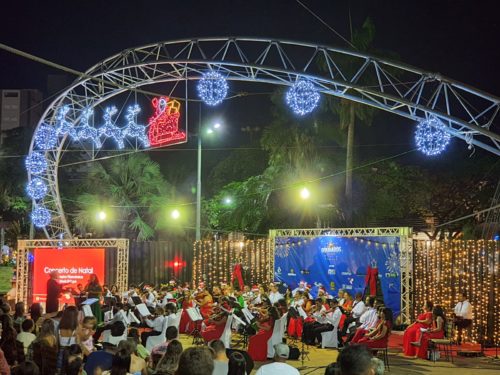 Orquestra, show de fogos e banda da GMD marcam aniversário de Dourados