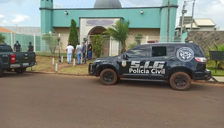 Fronteira: Mesquita é alvo de atentado