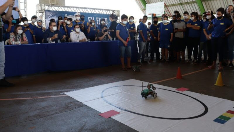 Alan participa da abertura do programa de robótica da Rede Municipal