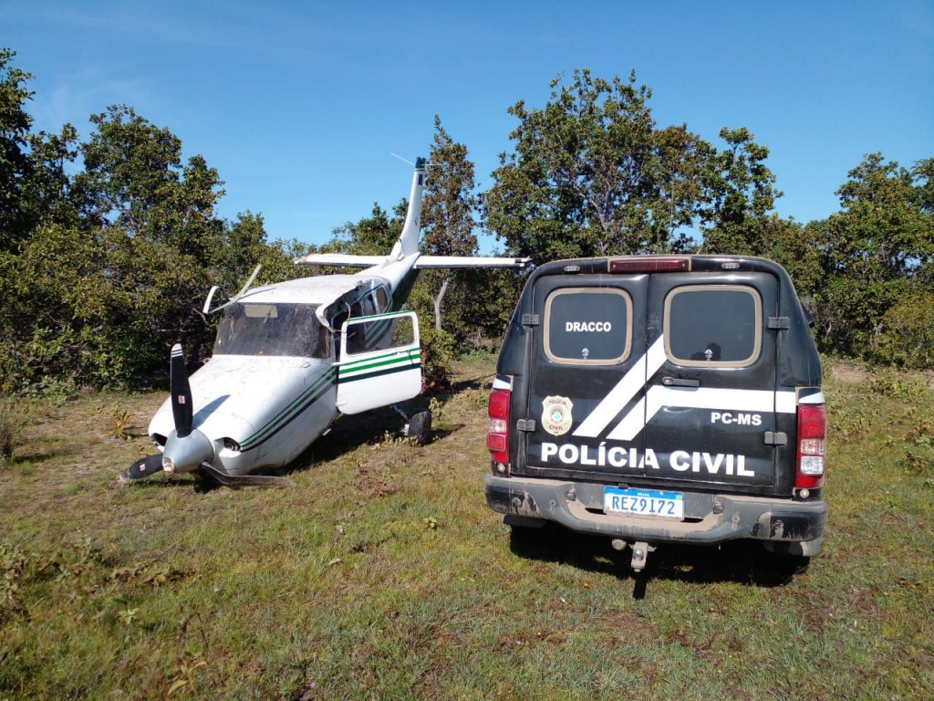 Polícia apreende avião do tráfico no Pantanal sul-mato-grossense