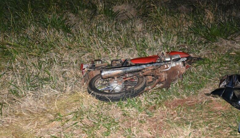 Moto fica partida ao meio após colisão com vítima fatal na MS-376