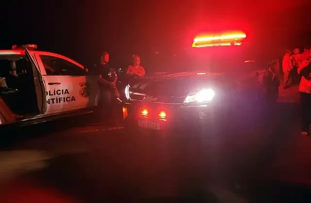 Adolescente de 14 anos morre afogado ao nadar com amigo em açude