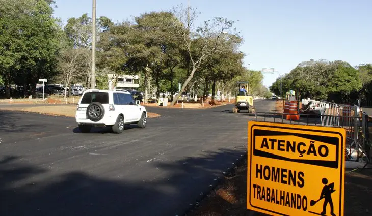 Prefeitura de Eldorado vai pagar até R$ 520 mil para recapear ruas