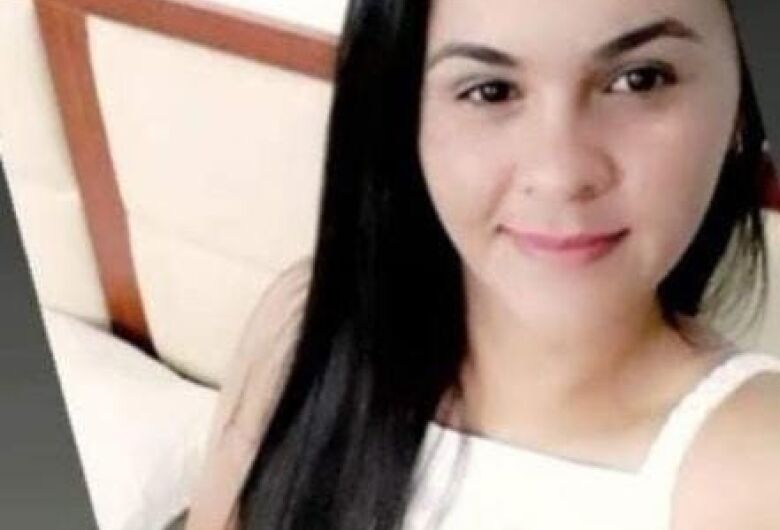 Após assassinar a mulher na frente do filho, homem tenta se matar