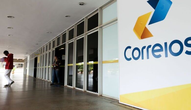 Após lucro recorde, Correios terão distribuição de ganhos a empregados