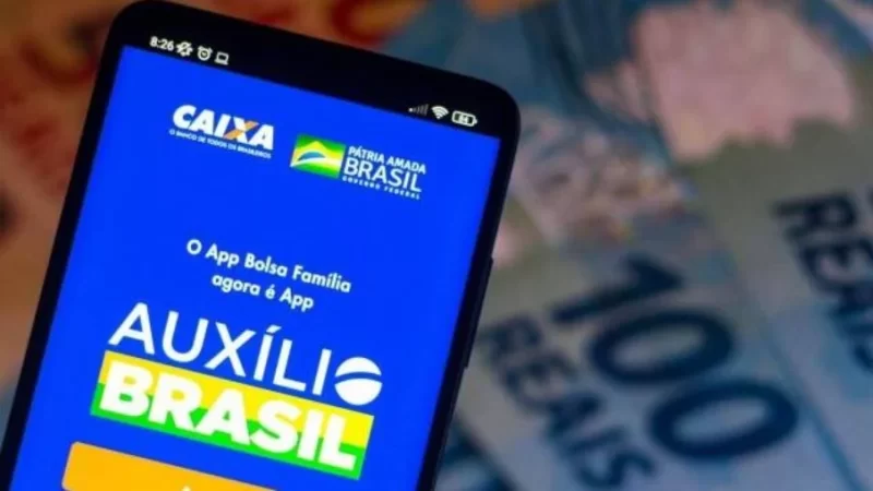 Saque do Auxílio Brasil e Gás são antecipados; confira novo calendário