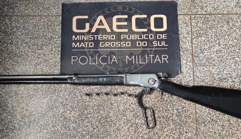 Guardas são detidos por desviar armamentos durante apreensão de drogas na fronteira