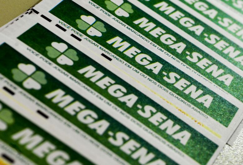 Mega-Sena pode pagar prêmio de R$ 17 milhões nesta quinta-feira