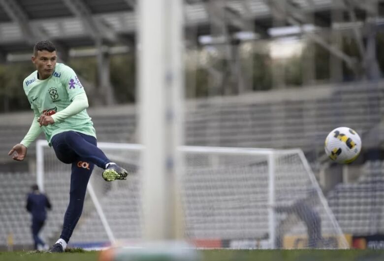 Brasil enfrenta Tunísia em último teste antes da Copa do Mundo