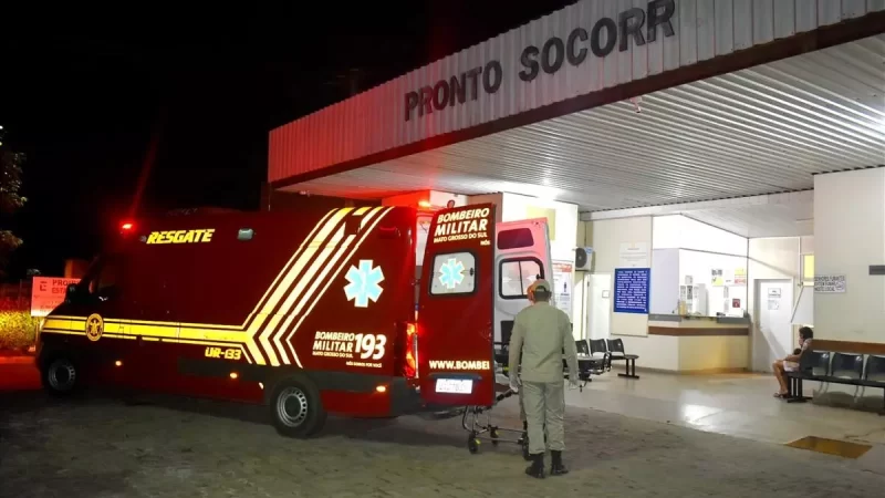 Mulher leva tiro nas costas e é socorrida pelo Corpo de Bombeiros