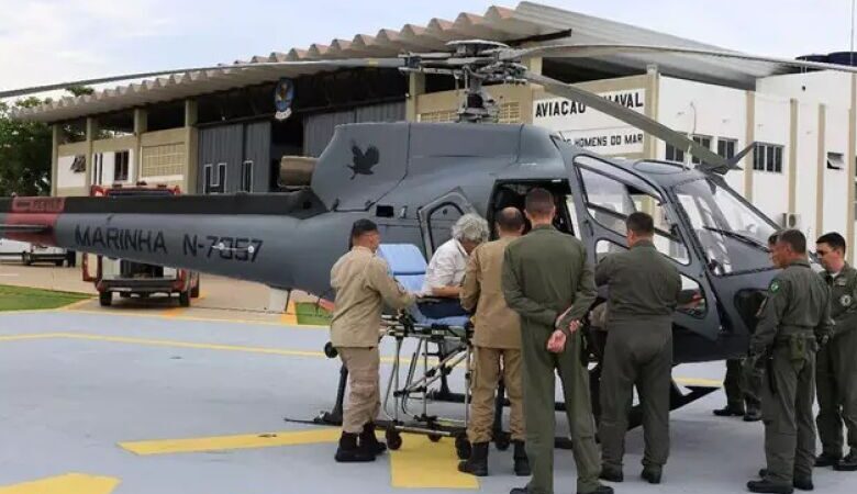 Mulher com lesão na coluna é resgatada por helicóptero no Pantanal