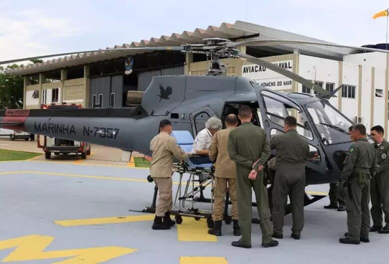 Mulher com lesão na coluna é resgatada por helicóptero no Pantanal