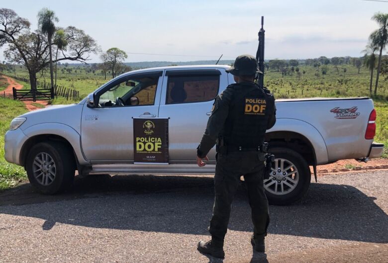 Caminhonete roubada no DF é recuperada antes de chegar ao Paraguai