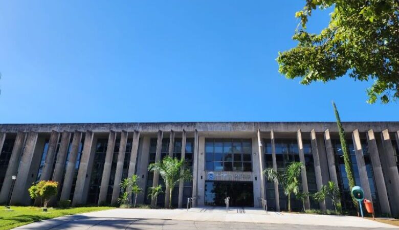 Cinco projetos devem ser votados na sessão desta quinta-feira