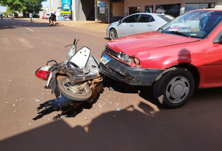 Motociclista sofre traumatismo craniano ao ser atingida por carro na Marcelino Pires