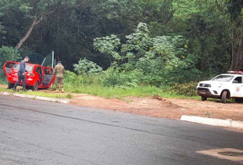 Bandidos invadem e assaltam casa de câmbio na fronteira