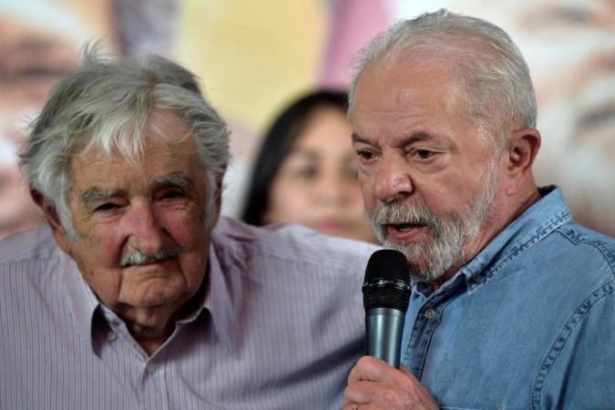 Lula segue hoje para o Uruguai, onde se reúne com Lacalle e Mujica