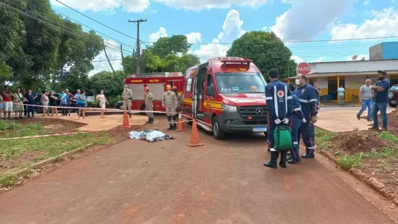 Ciclista morre atropelado por caminhão em Dourados