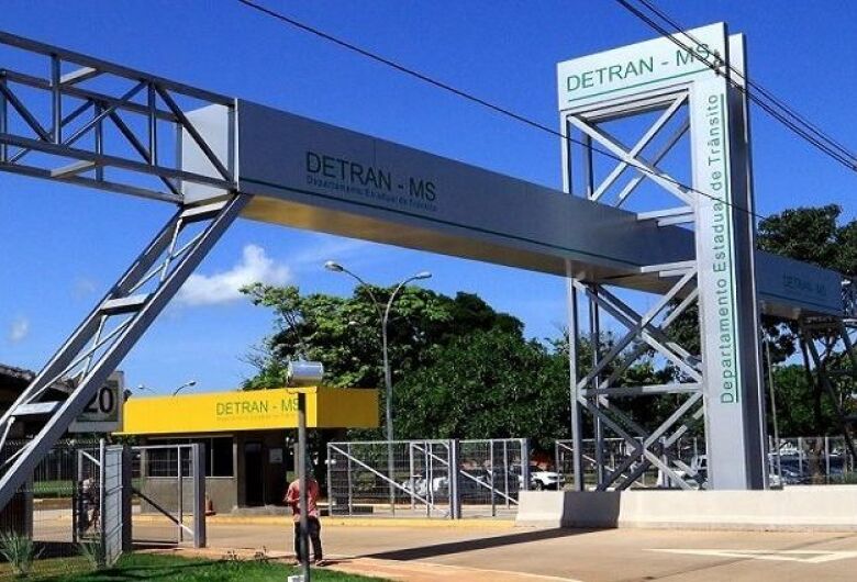 Detran-MS inicia março com leilões de veículos conservados e sucatas aproveitáveis