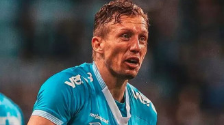 Douradense Lucas Leiva anuncia aposentadoria após problema cardíaco