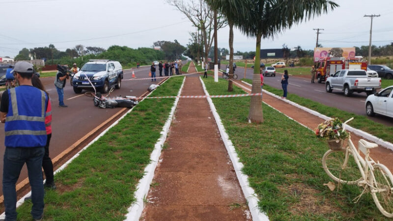 Motociclista morre ao colidir em ciclista na Marcelino Pires