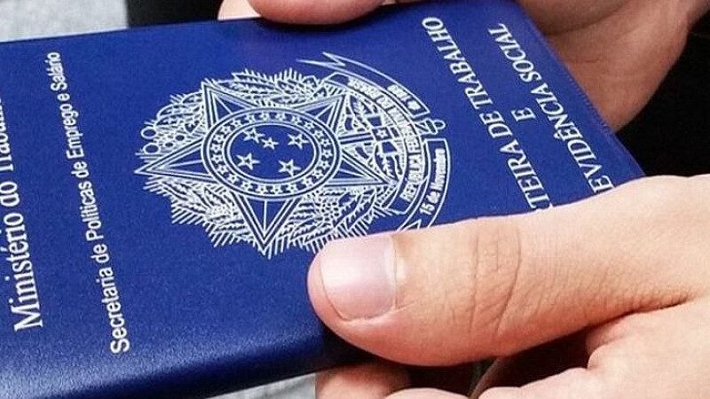 À procura de um emprego? Confira as 335 vagas disponíveis para Dourados