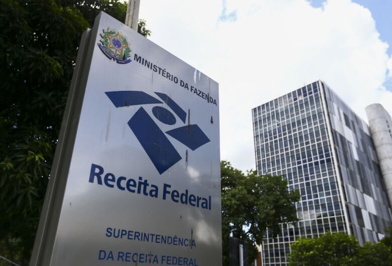 Receita quer intensificar fiscalização de impostos de importação