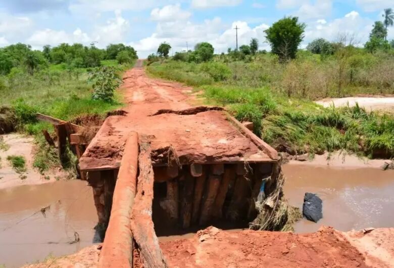 Homem é encontrado morto em córrego próximo a assentamentos