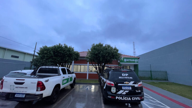 Polícia faz operação contra servidora do Detran acusada de corrupção