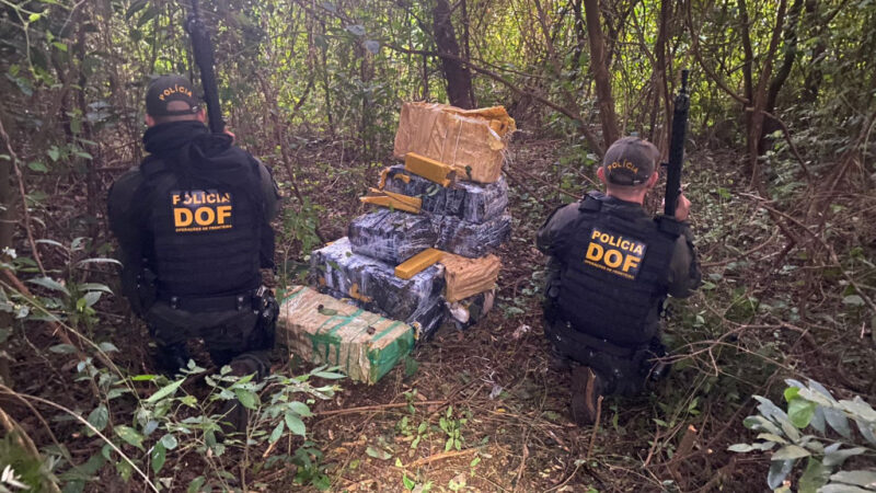 Polícia encontra quase 400 quilos de maconha ‘abandonados’ na fronteira de MS