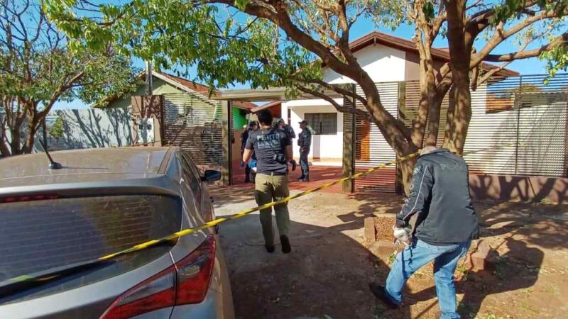 Casa onde médico foi achado morto com pés e mãos amarrados tinha sido alugada por 2 pessoas