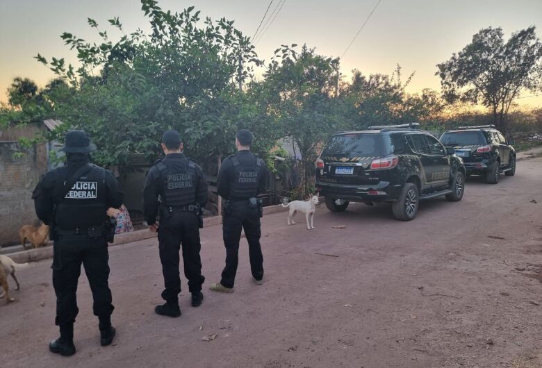 Polícia faz operação contra grupo que matou e vendeu cabeça de onça-pintada ao exterior