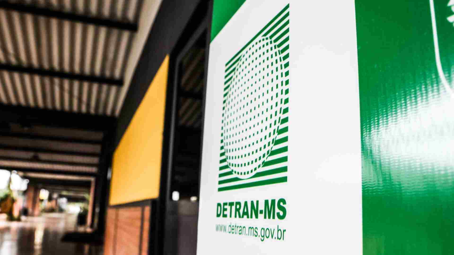 Polícia pediu prisão de gerente do Detran-MS e despachantes alvos de operação