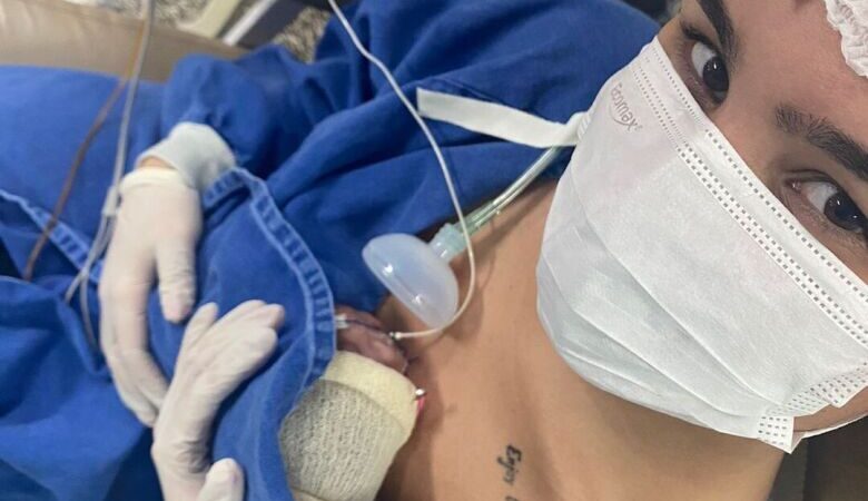 Pais fazem vaquinha em busca de cirurgia para que bebê nascida prematura não fique cega