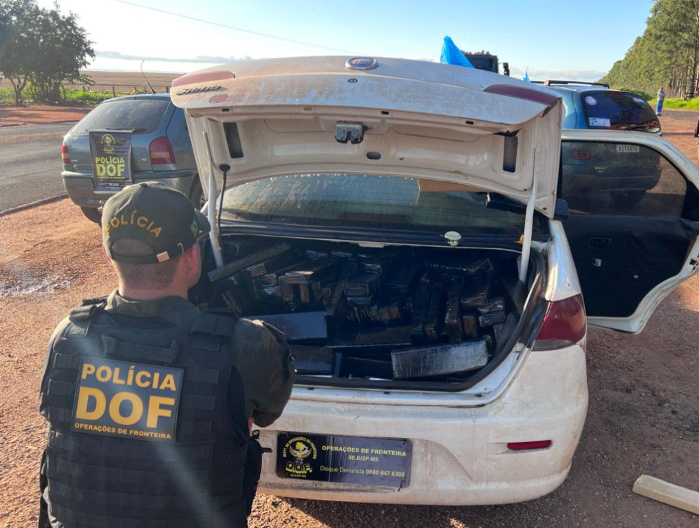 Estudante de medicina é preso com 584 quilos de maconha em carro