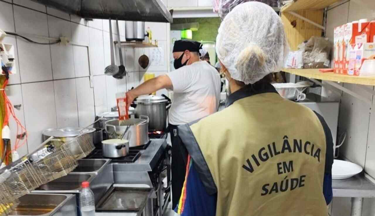 Vigilância Sanitária faz varreduras em restaurantes de Dourados nesta quinta-feira