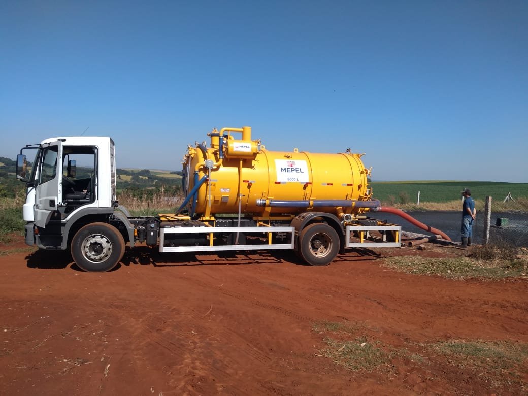 Em apoio aos suinocultores de Itaporã e região Renato Câmara reivindica ao Estado a doação de um caminhão tanque 4×4