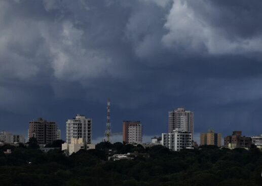 Inmet coloca mais de 900 mil pessoas em alerta de tempestade em MS