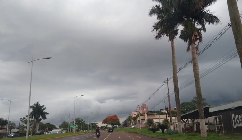 Dourados pode ter tempestade e ventos fortes no final do dia, alerta o Inmet