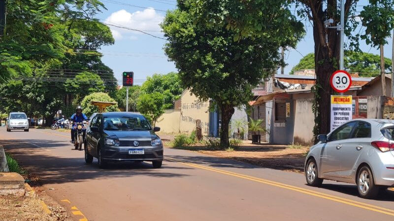 Agetran ativa lombadas eletrônicas em escolas para período educativo