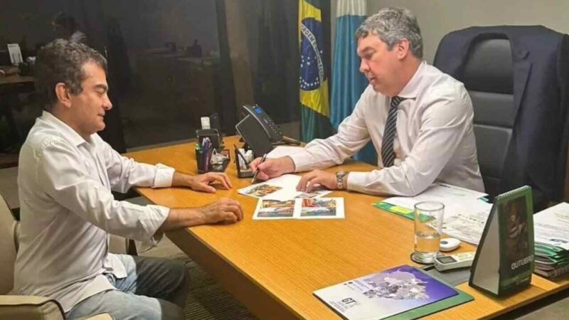 Marçal Filho se filia ao PSDB e leva lideranças locais ao partido em evento nesta sexta-feira