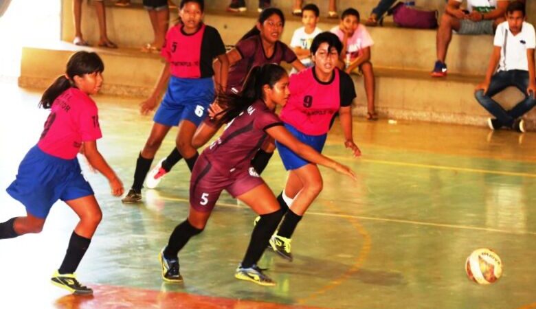 Torneio de Futsal Feminino marca lançamento do programa Povos Indígenas