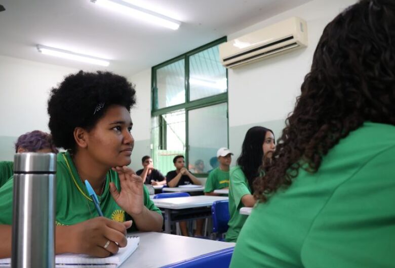 Governo institui programa e selo de inclusão étnico-racial em escolas estaduais