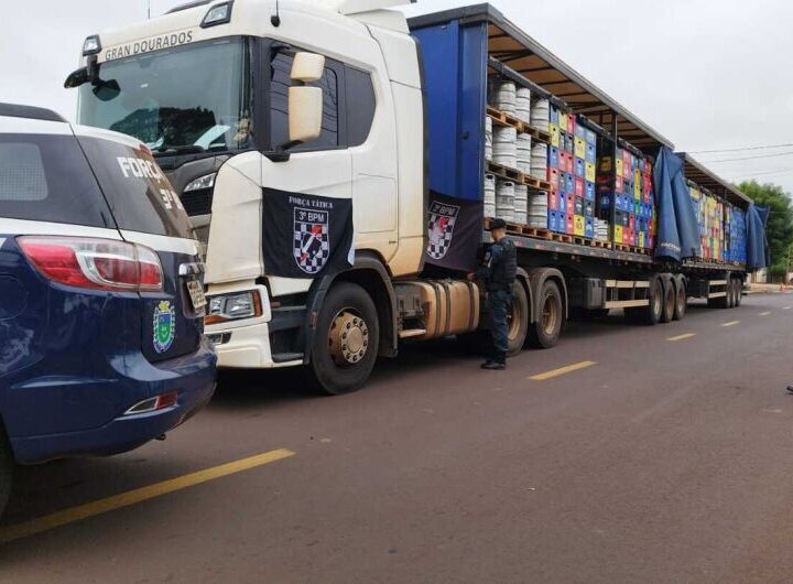Motorista é preso em Dourados transportando mais de 400 kg de maconha em carreta de bebidas